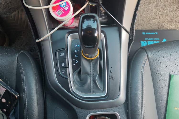 Used Hyundai ix35 2018 2.0L Automatic 2WD Zhiyong·Changxiang Edition Gear Lever