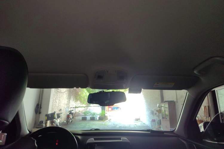 Used Hyundai ix35 2018 2.0L Manual Two-Wheel Drive Zhiyong·Changzhi Edition Headliner