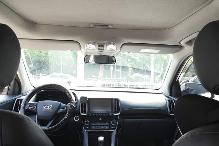Used Hyundai ix35 2018 2.0L Automatic 2WD Zhiyong·Changxiang Edition Headliner