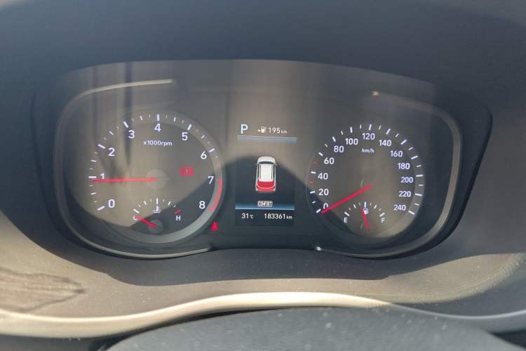 Used Hyundai ix35 2018 2.0L Automatic Two-Wheel Drive Zhiyong·Changlian Edition Instrument Cluster