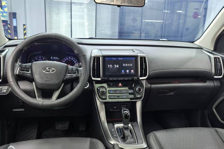 Used Hyundai ix35 2018 2.0L Automatic 2WD Zhiyong·Changxiang Edition Interior 1