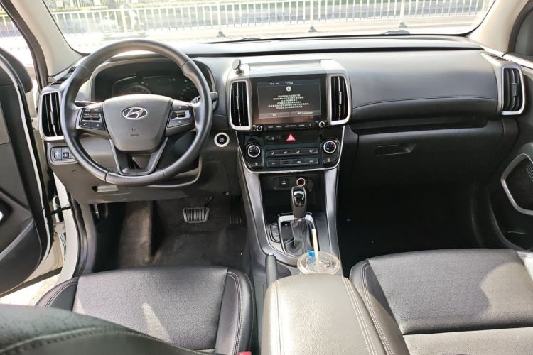 Used Hyundai ix35 2018 2.0L Automatic 2WD Zhiyong·Changxiang Edition Interior 2