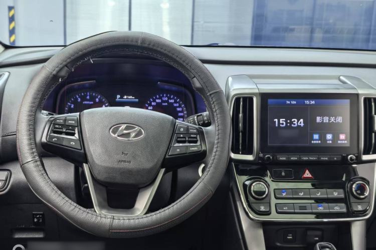 Used Hyundai ix35 2018 2.0L Automatic 2WD Zhiyong·Changxiang Edition Interior 2