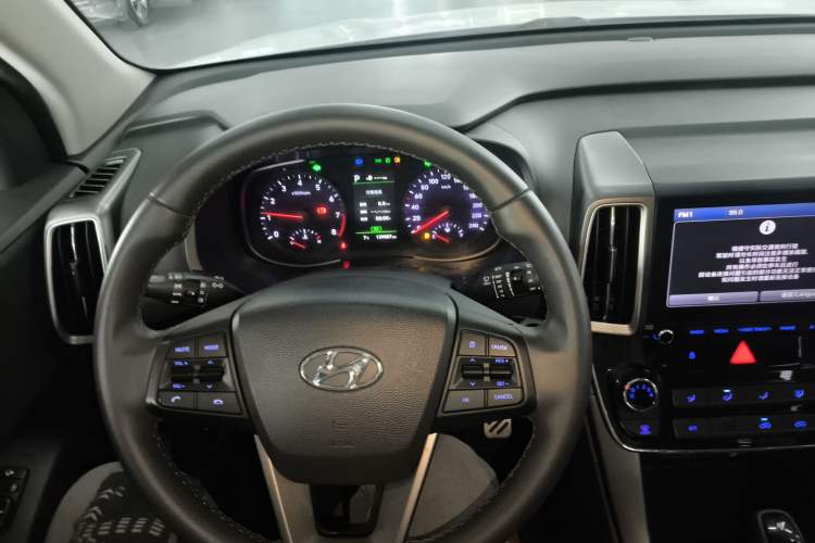 Used Hyundai ix35 2018 2.0L Automatic 2WD Zhiyong·Changxiang Edition Interior 2