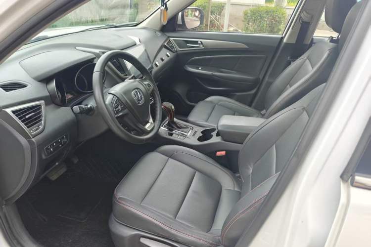 Used Hyundai ix35 2018 2.0L Automatic 2WD Zhiyong·Changxiang Edition Interior 2
