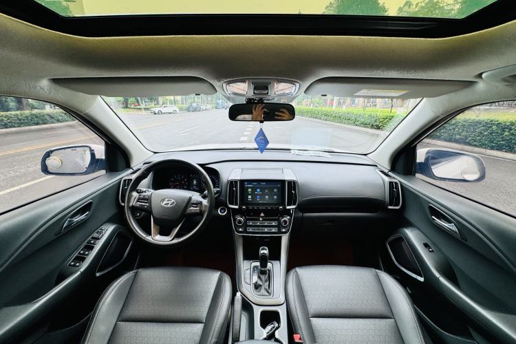 Used Hyundai ix35 2018 2.0L Automatic 2WD Zhiyong·Changxiang Edition Interior 2