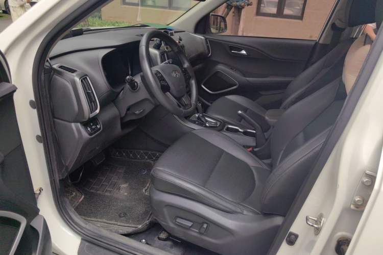 Used Hyundai ix35 2018 2.0L Automatic 2WD Zhiyong·Changxiang Edition Interior 3