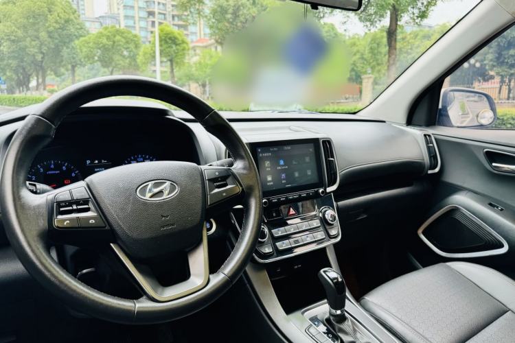 Used Hyundai ix35 2018 2.0L Automatic 2WD Zhiyong·Changxiang Edition Interior 5