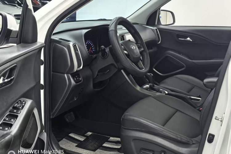 Used Hyundai ix35 2018 2.0L Automatic 2WD Zhiyong·Changxiang Edition Interior 6