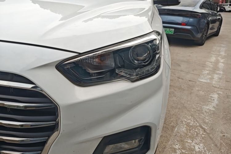 Used Hyundai ix35 2018 2.0L Automatic 2WD Zhiyong·Changxiang Edition Left Front Headlight