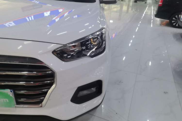 Used Hyundai ix35 2018 2.0L Automatic 2WD Zhiyong·Changxiang Edition Left Front Headlight