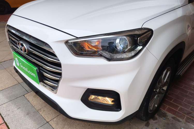 Used Hyundai ix35 2018 2.0L Automatic 2WD Zhiyong·Changxiang Edition Left Front Headlight