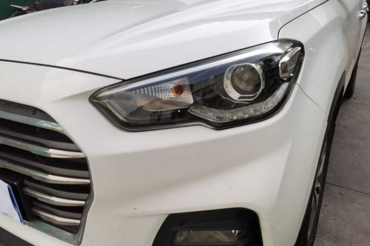 Used Hyundai ix35 2018 2.0L Automatic 2WD Zhiyong·Changxiang Edition Left Front Headlight