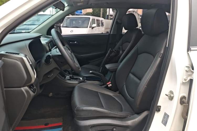 Used Hyundai ix35 2018 2.0L Automatic 2WD Zhiyong·Changxiang Edition Left Front Seat