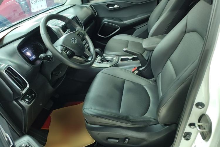 Used Hyundai ix35 2018 2.0L Automatic 2WD Zhiyong·Changxiang Edition Left Front Seat