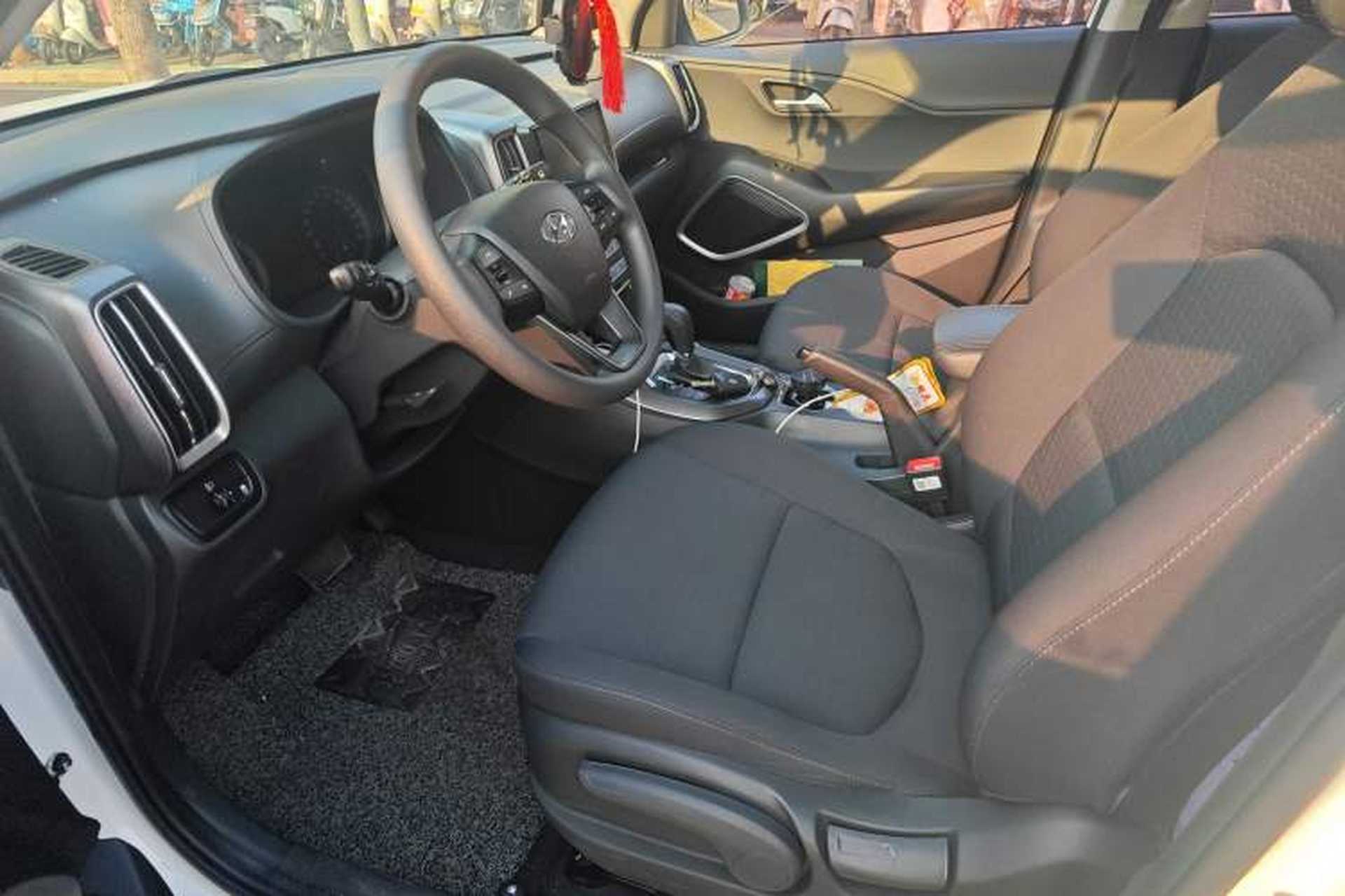 Used Hyundai ix35 2018 2.0L Automatic 2WD Zhiyong·Changzhi Edition Left Front Seat