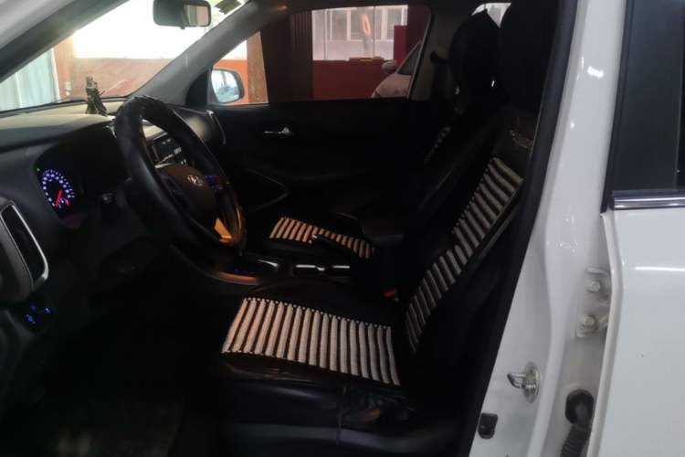 Used Hyundai ix35 2018 2.0L Automatic 2WD Zhiyong·Changxiang Edition Left Front Seat