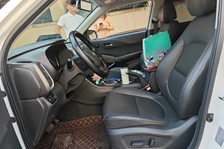 Used Hyundai ix35 2018 2.0L Automatic 2WD Zhiyong·Changxiang Edition Left Front Seat
