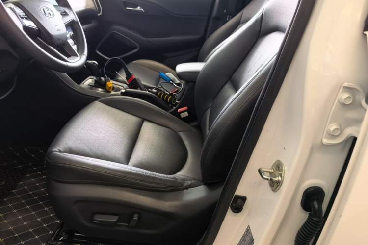 Used Hyundai ix35 2018 2.0L Automatic 2WD Zhiyong·Changxiang Edition Left Front Seat