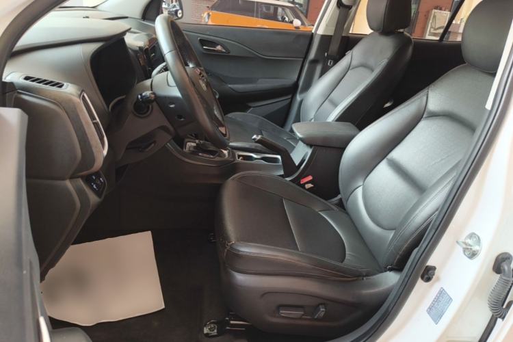 Used Hyundai ix35 2018 2.0L Automatic 2WD Zhiyong·Changxiang Edition Left Front Seat