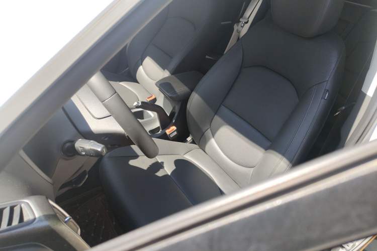 Used Hyundai ix35 2018 2.0L Automatic 2WD Zhiyong·Changxiang Edition Left Front Seat