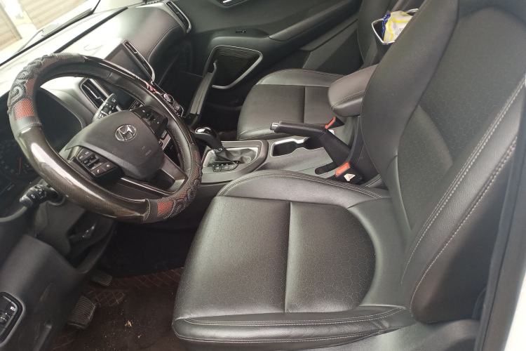 Used Hyundai ix35 2018 2.0L Automatic 2WD Zhiyong·Changxiang Edition Left Front Seat