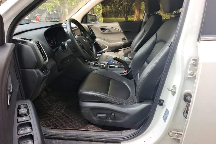 Used Hyundai ix35 2018 2.0L Automatic 2WD Zhiyong·Changxiang Edition Left Front Seat