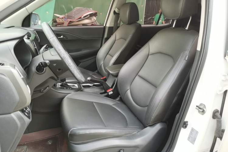 Used Hyundai ix35 2018 2.0L Automatic 2WD Zhiyong·Changxiang Edition Left Front Seat