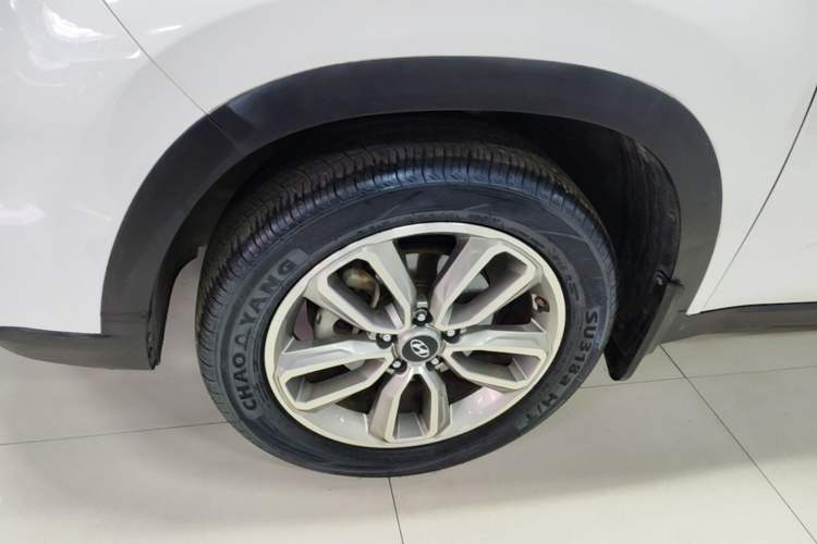 Used Hyundai ix35 2018 2.0L Automatic 2WD Zhiyong·Changxiang Edition Left Front Wheel Hub