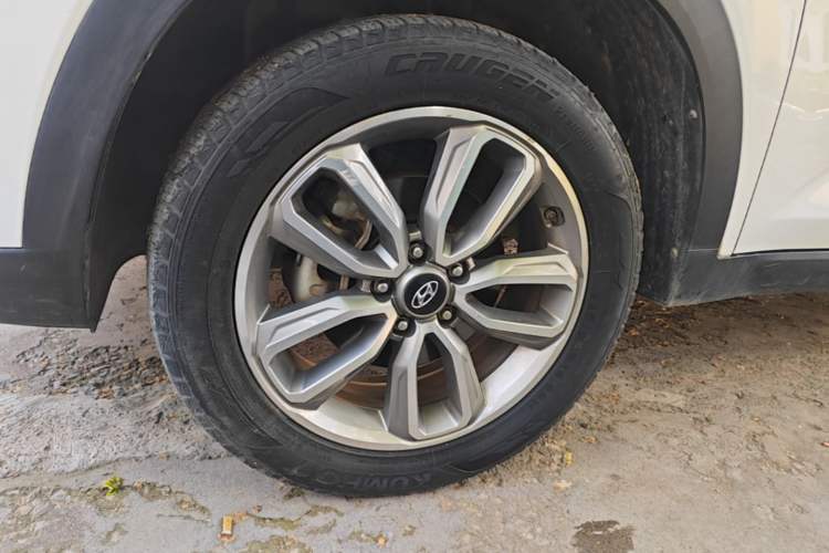 Used Hyundai ix35 2018 2.0L Automatic 2WD Zhiyong·Changxiang Edition Left Front Wheel Hub