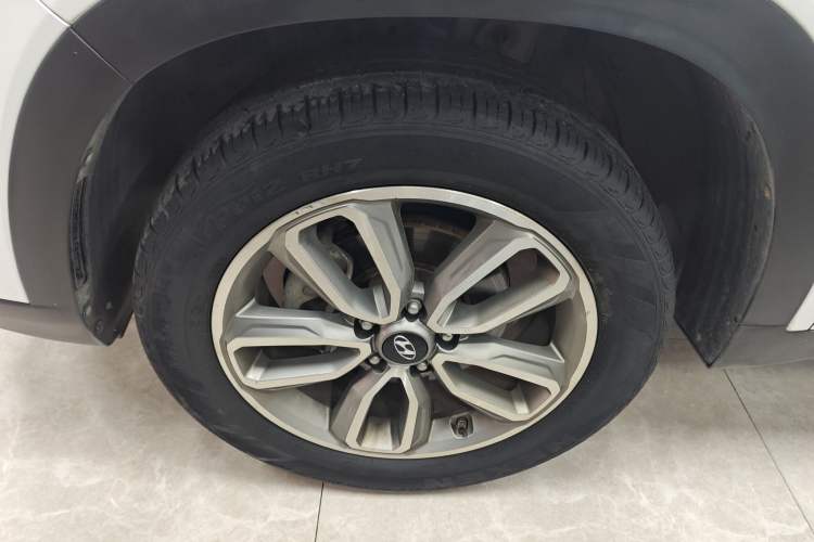Used Hyundai ix35 2018 2.0L Automatic 2WD Zhiyong·Changxiang Edition Left Front Wheel Hub
