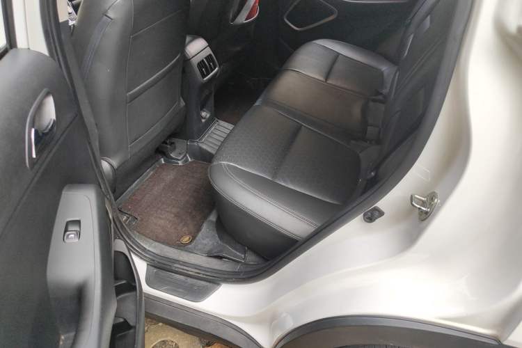 Used Hyundai ix35 2018 2.0L Automatic 2WD Zhiyong·Changxiang Edition Left Rear Seat