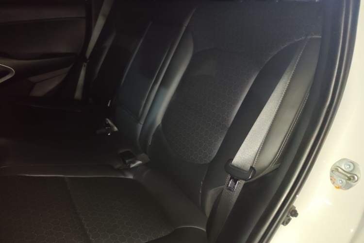 Used Hyundai ix35 2018 2.0L Automatic 2WD Zhiyong·Changxiang Edition Left Rear Seat