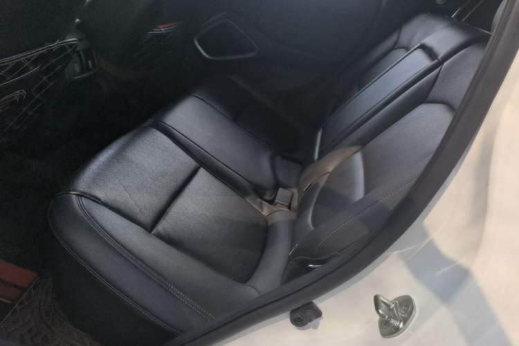 Used Hyundai ix35 2018 2.0L Automatic 2WD Zhiyong·Changxiang Edition Left Rear Seat