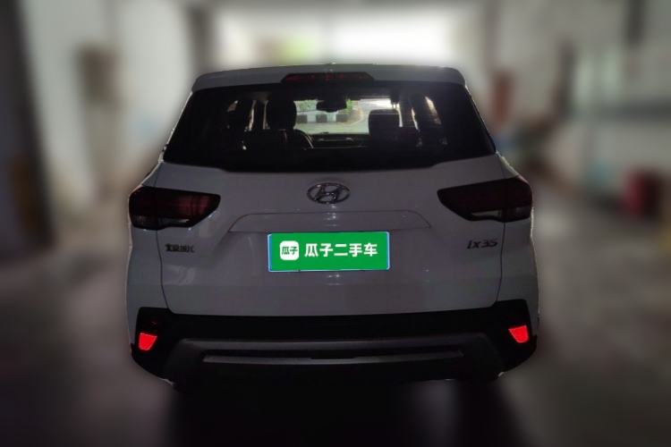 Used Hyundai ix35 2018 2.0L Manual Two-Wheel Drive Zhiyong·Changzhi Edition Rear