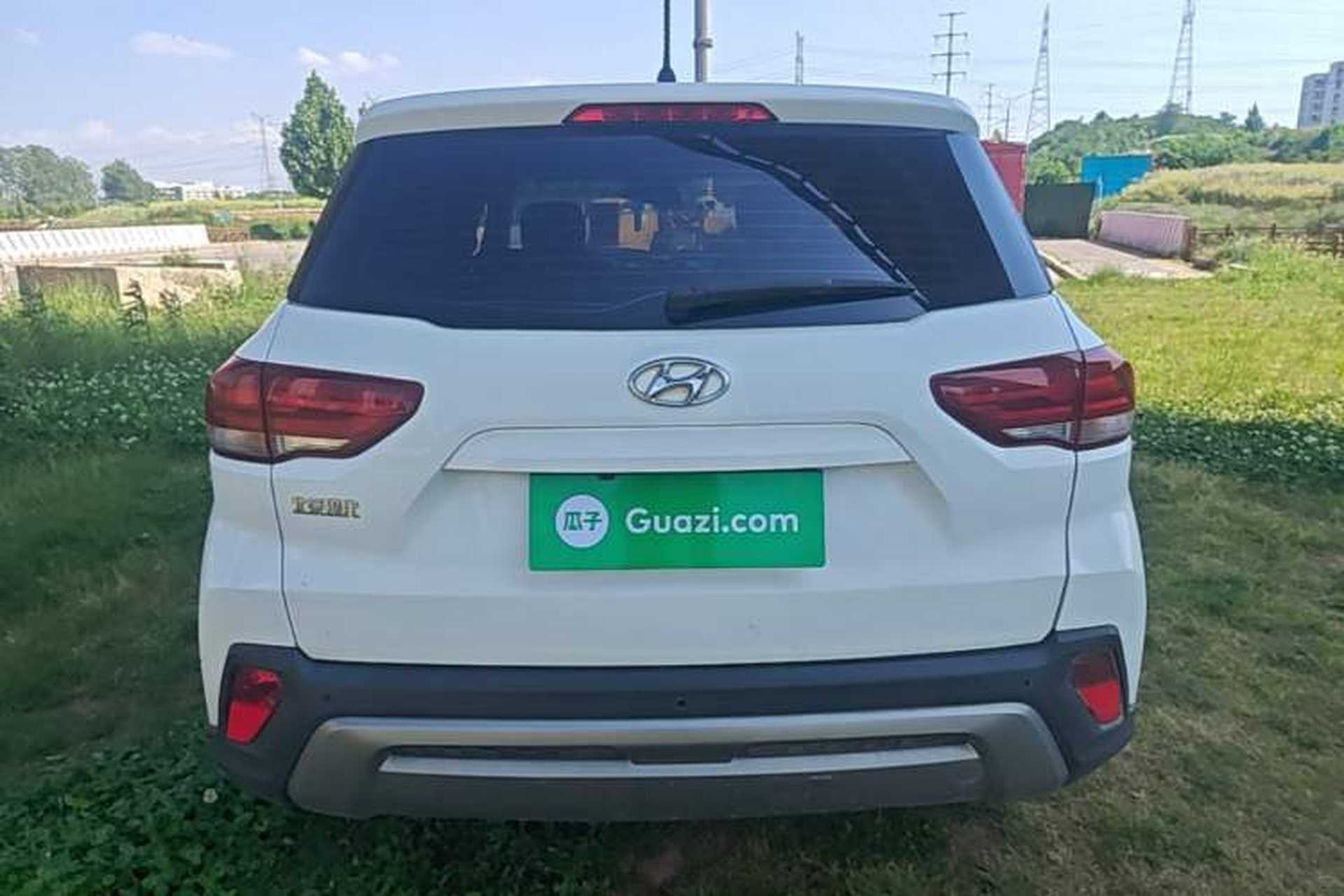 Used Hyundai ix35 2018 2.0L Manual Two-Wheel Drive Zhiyong·Changzhi Edition Rear