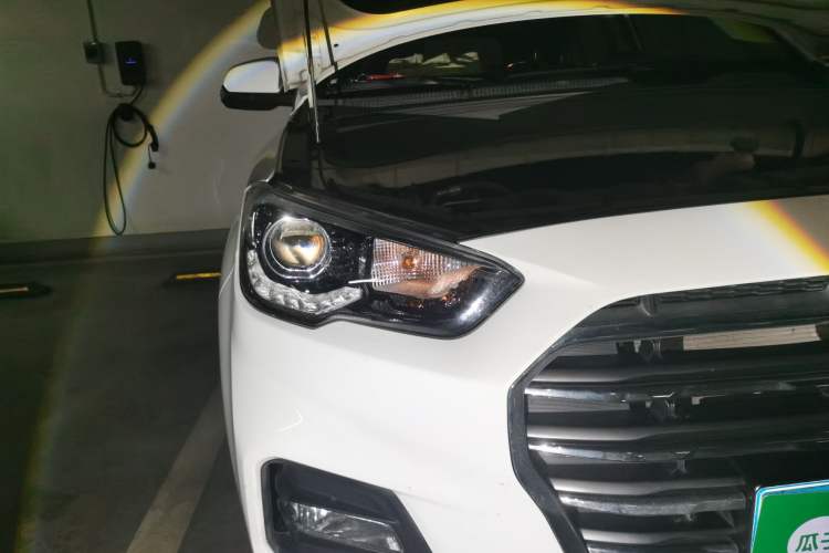 Used Hyundai ix35 2018 2.0L Automatic 2WD Zhiyong·Changxiang Edition Right Front Headlight