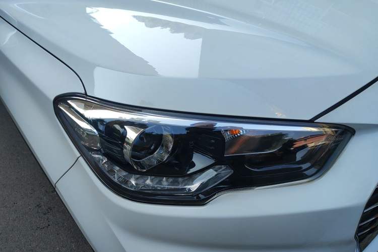 Used Hyundai ix35 2018 2.0L Automatic 2WD Zhiyong·Changxiang Edition Right Front Headlight
