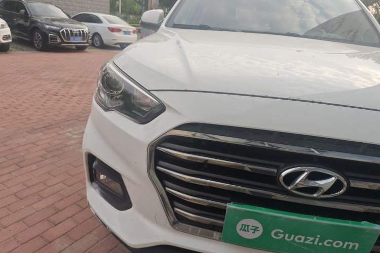 Used Hyundai ix35 2018 2.0L Automatic 2WD Zhiyong·Changxiang Edition Right Front Headlight