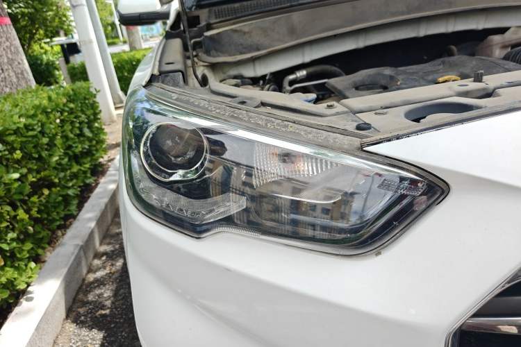 Used Hyundai ix35 2018 2.0L Automatic 2WD Zhiyong·Changxiang Edition Right Front Headlight