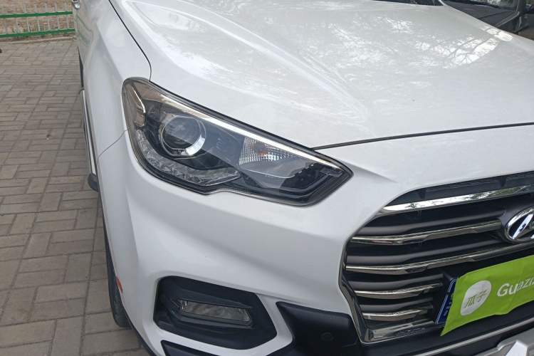 Used Hyundai ix35 2018 2.0L Automatic 2WD Zhiyong·Changxiang Edition Right Front Headlight