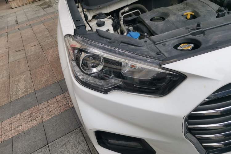 Used Hyundai ix35 2018 2.0L Automatic 2WD Zhiyong·Changxiang Edition Right Front Headlight