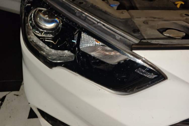Used Hyundai ix35 2018 2.0L Automatic 2WD Zhiyong·Changxiang Edition Right Front Headlight
