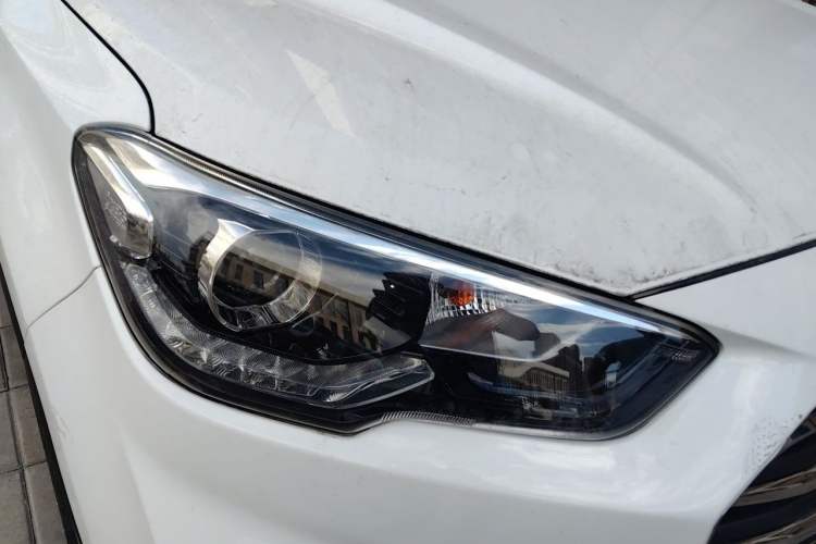 Used Hyundai ix35 2018 2.0L Automatic 2WD Zhiyong·Changxiang Edition Right Front Headlight