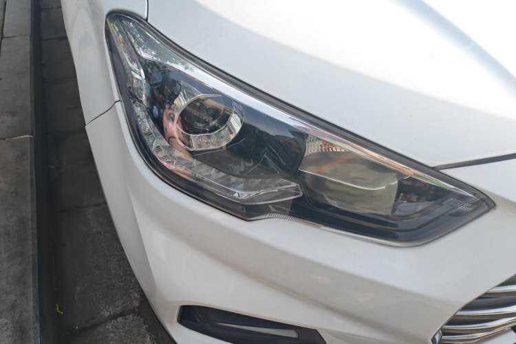 Used Hyundai ix35 2018 2.0L Automatic 2WD Zhiyong·Changxiang Edition Right Front Headlight