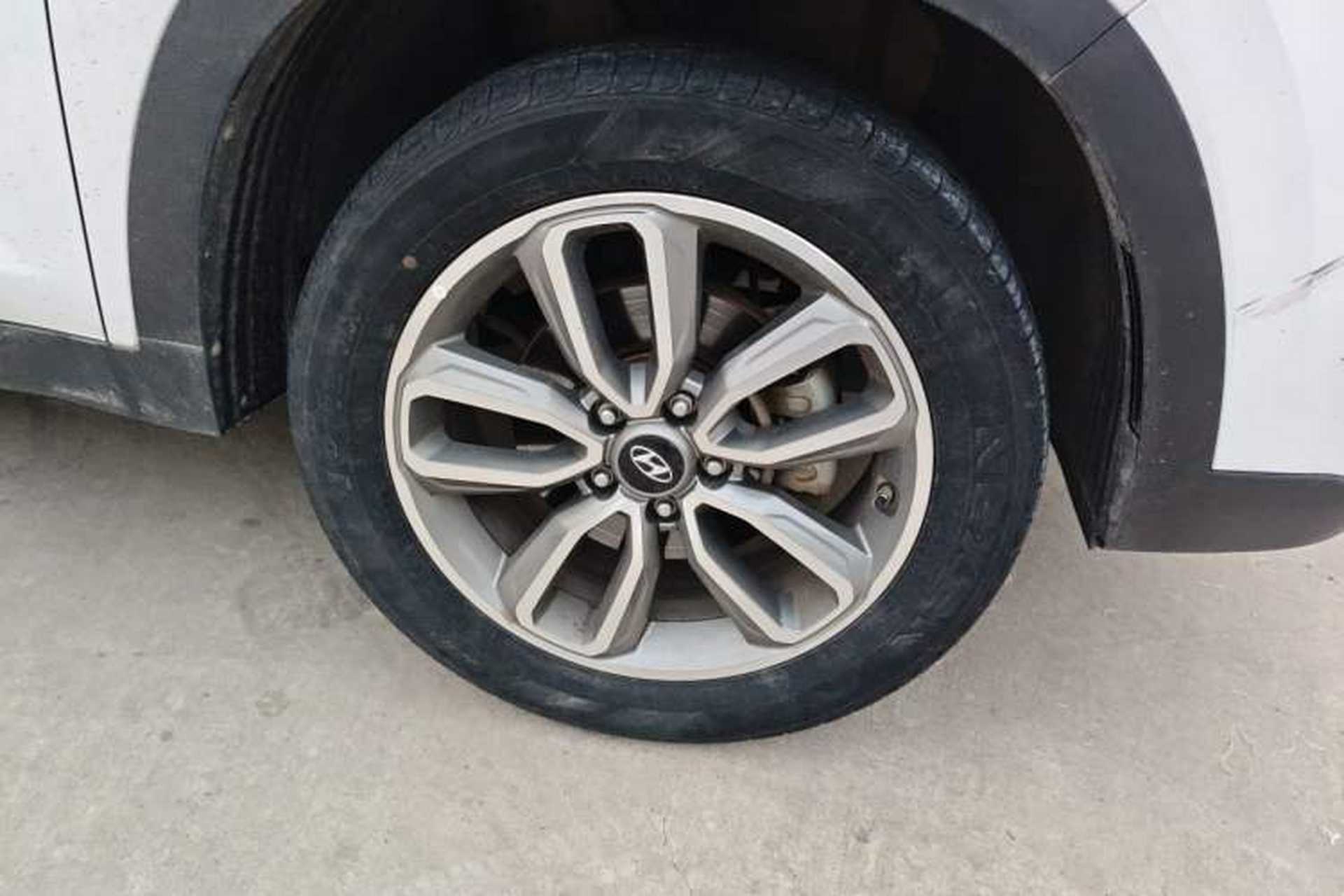 Used Hyundai ix35 2018 2.0L Automatic 2WD Zhiyong·Changxiang Edition Right Front Wheel Hub