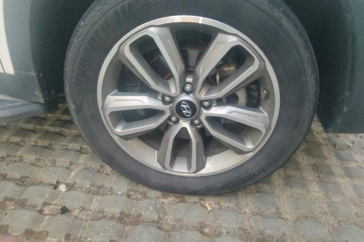 Used Hyundai ix35 2018 2.0L Automatic 2WD Zhiyong·Changxiang Edition Right Front Wheel Hub