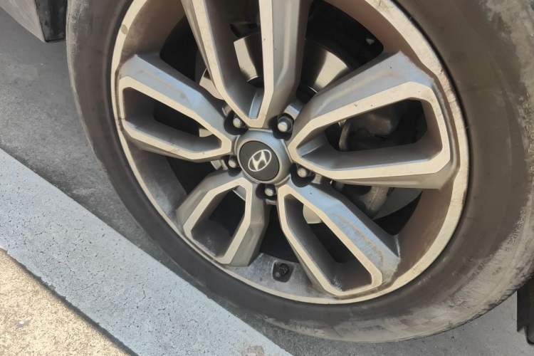 Used Hyundai ix35 2018 2.0L Automatic 2WD Zhiyong·Changxiang Edition Right Front Wheel Hub