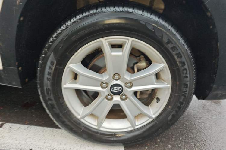Used Hyundai ix35 2018 2.0L Manual Two-Wheel Drive Zhiyong·Changzhi Edition Right Front Wheel Hub