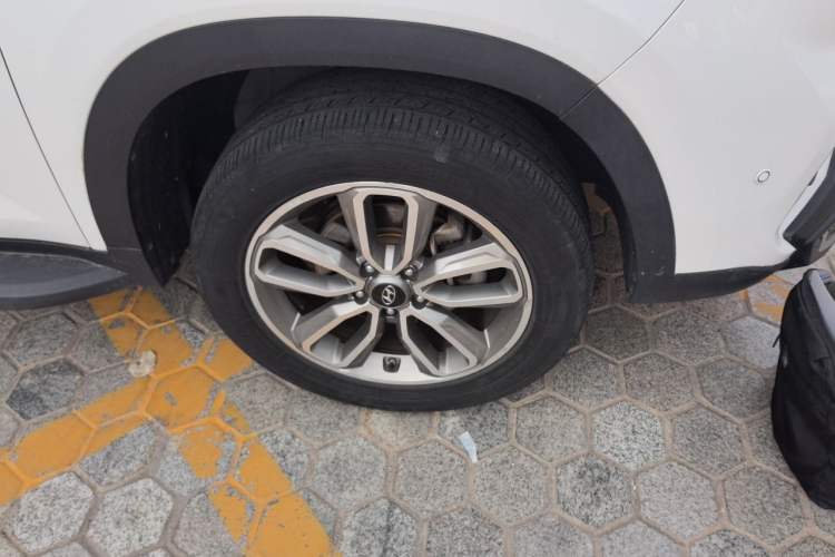Used Hyundai ix35 2018 2.0L Automatic 2WD Zhiyong·Changxiang Edition Right Front Wheel Hub